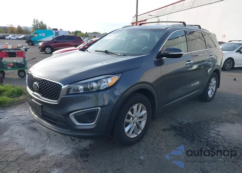 2016 Kia Sorento 2.4L Lx z USA, uszkodzony, nr VIN 5XYPG4A30GG068202